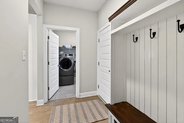 a view of a walk in closet