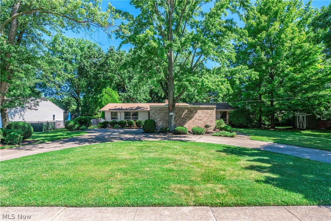 18930 Story Road Cleveland, OH 44126 - Photo 1 of 36