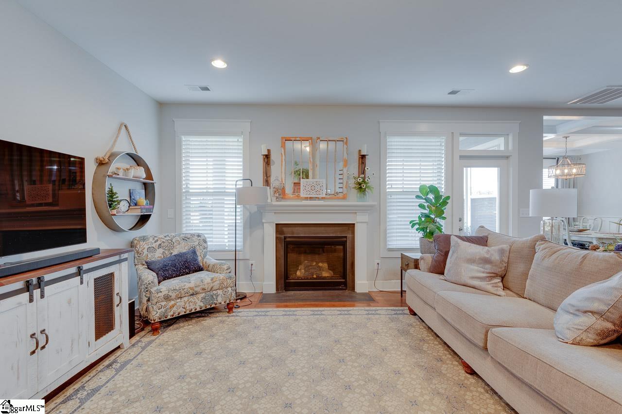 715 Lockhurst Drive Simpsonville, SC 29681 - Photo 11 of 36 Gallery Image 11