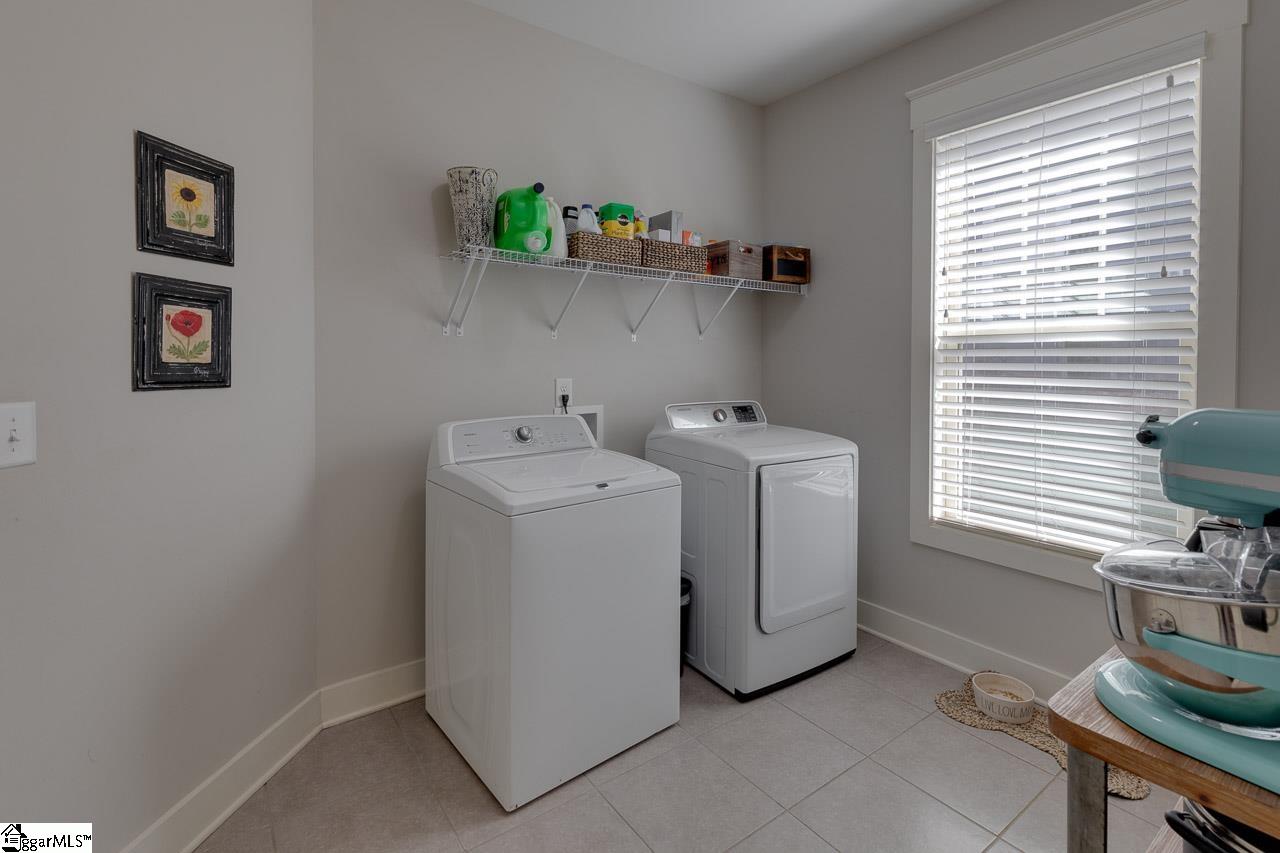 715 Lockhurst Drive Simpsonville, SC 29681 - Photo 14 of 36 Gallery Image 14