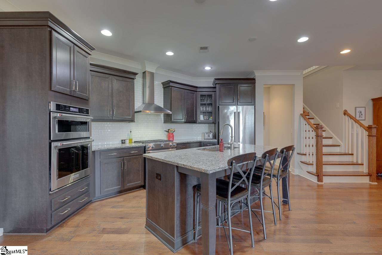 715 Lockhurst Drive Simpsonville, SC 29681 - Photo 8 of 36 Gallery Image 8