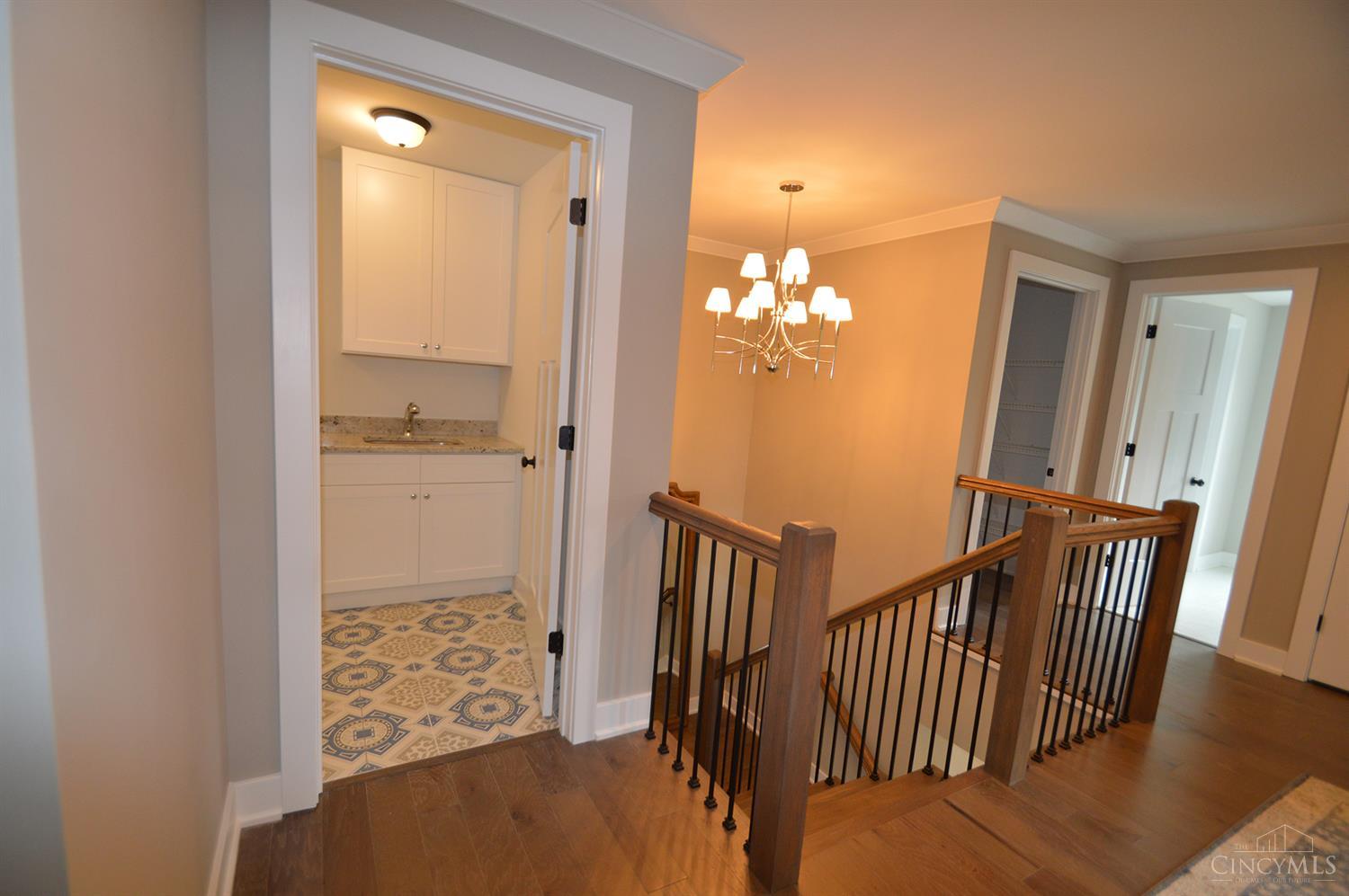 9320 Old Plainfield Road Cincinnati, OH 45236 - Photo 16 of 23