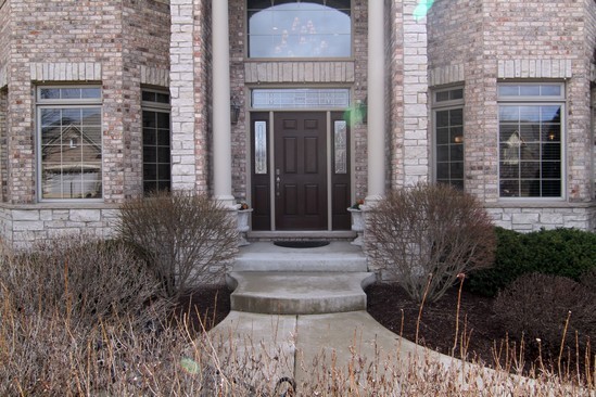 3012 Seiler Drive Naperville, IL 60565 - Photo 2 of 25