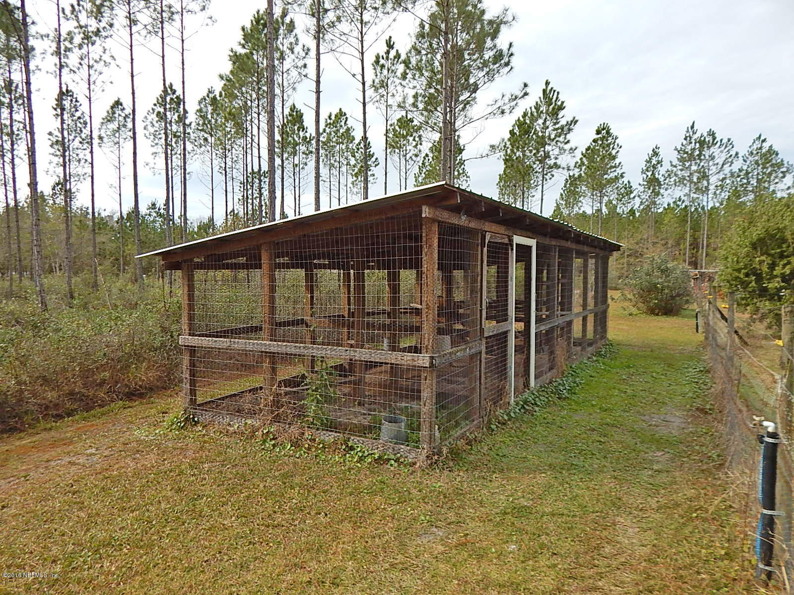 387 Higdon Road Jacksonville, FL 32234 - Photo 26 of 33 Chicken Coop