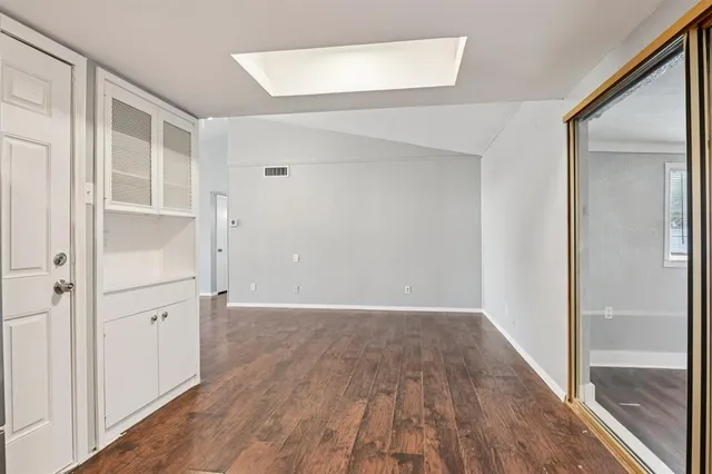 $279,500 | 109 Harper Court, Grand Prairie, TX 75051