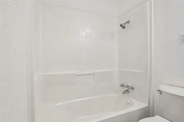 $279,500 | 109 Harper Court, Grand Prairie, TX 75051