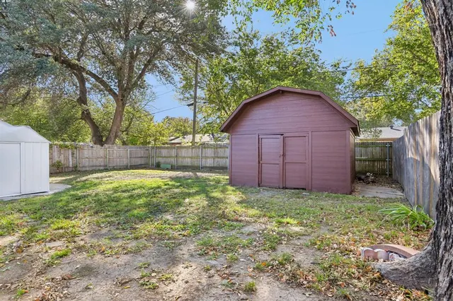 $279,500 | 109 Harper Court, Grand Prairie, TX 75051