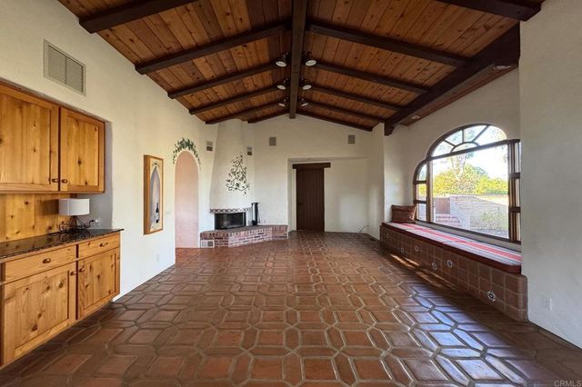 $5,095,000 | 5443 Calzada Del Bosque, Rancho Santa Fe, CA 92067