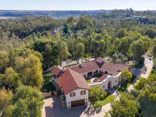 $4,750,000 | 5443 Calzada Del Bosque, Rancho Santa Fe, CA 92067
