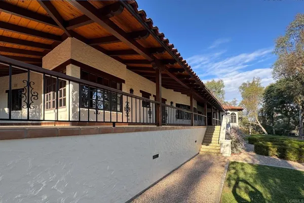 $5,090,000 | 5443 Calzada Del Bosque, Rancho Santa Fe, CA 92067