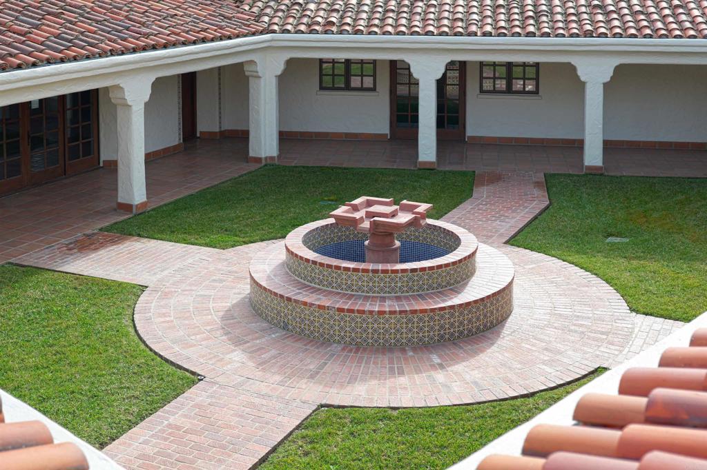 5443 Calzada Del Bosque Rancho Santa Fe, CA 92067 - Photo 8 of 56 a view of a house with a yard