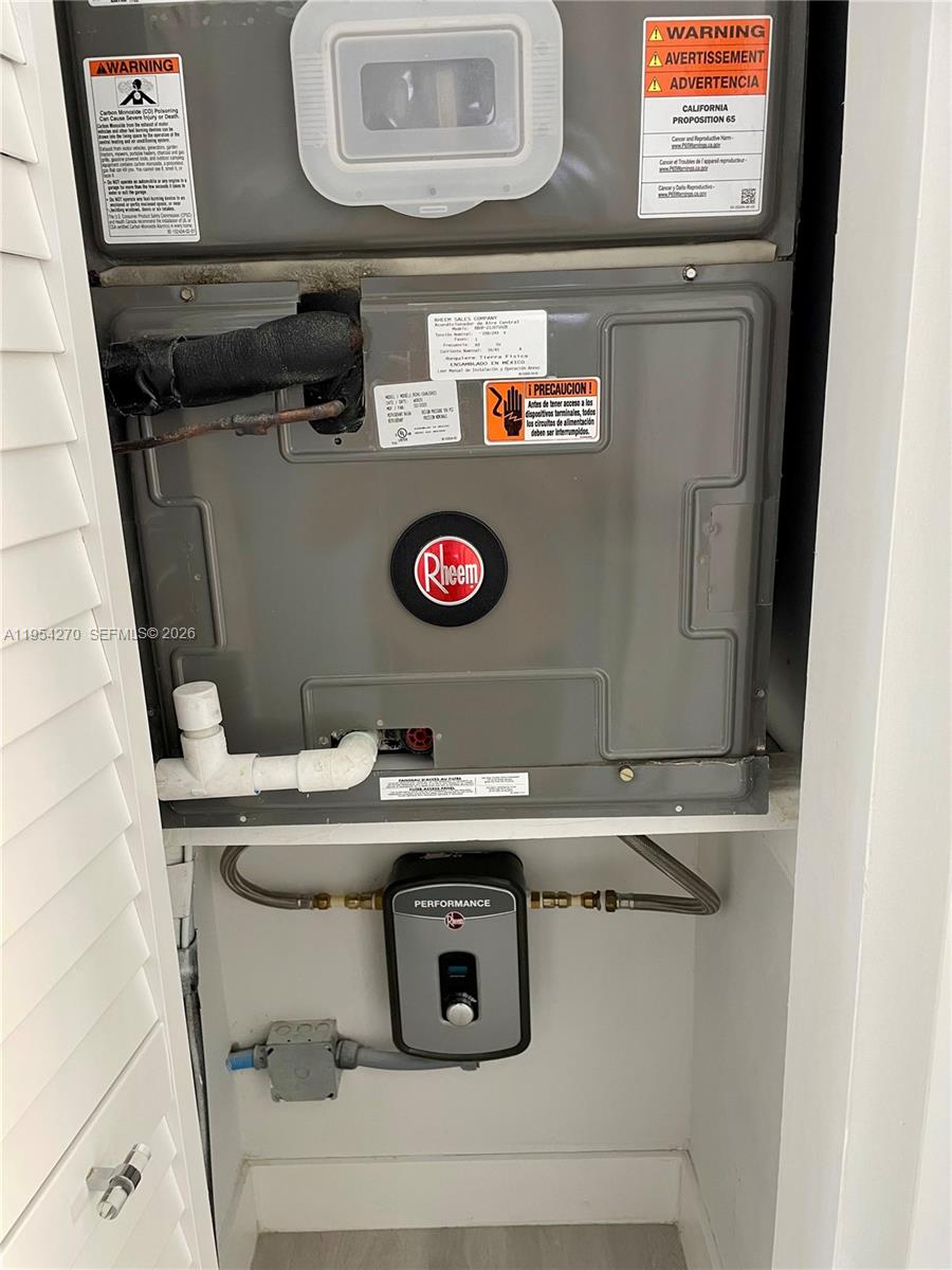 3834 Southwest 149th Place Miami, FL 33185 - Photo 25 of 34