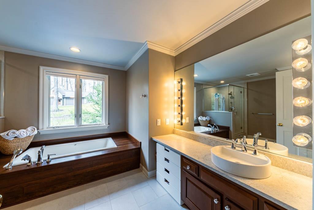221 Timothy Road Gibsonia, PA 15044 - Photo 9 of 25 Gallery Image 9