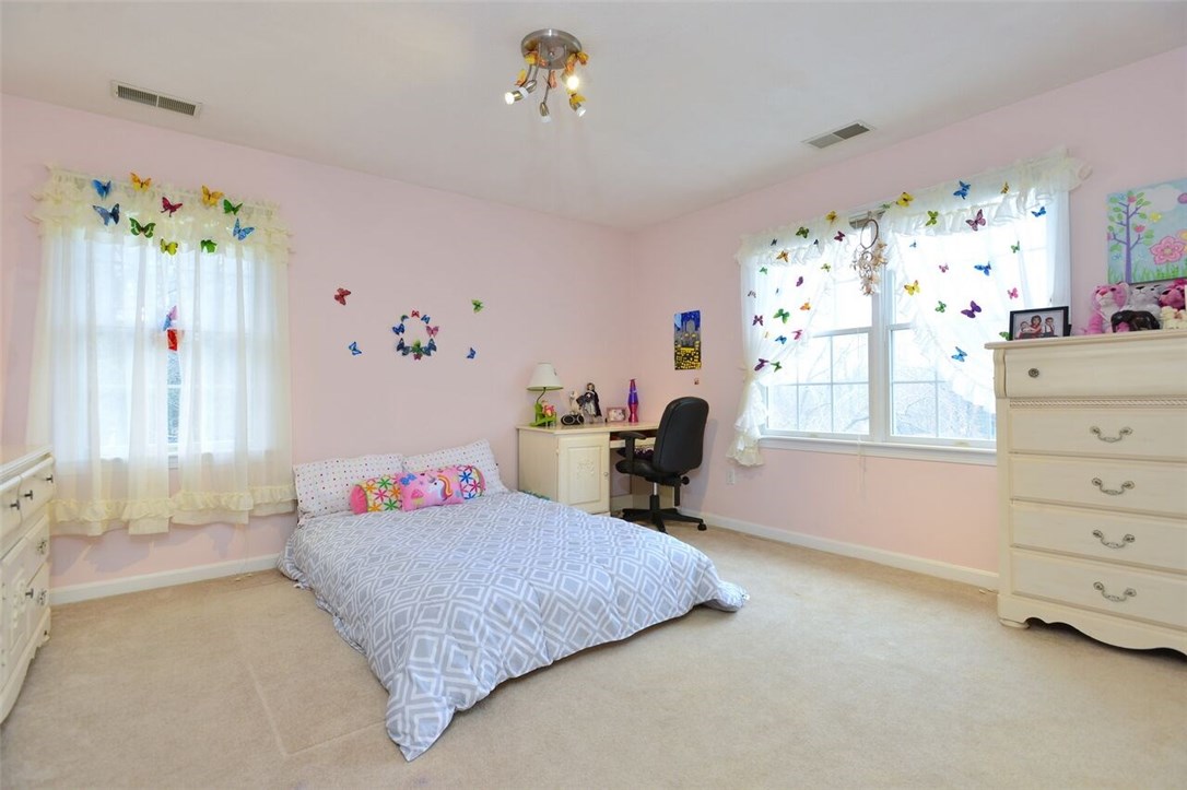 21 Spring House Lane Cumberland, RI 02864 - Photo 16 of 31