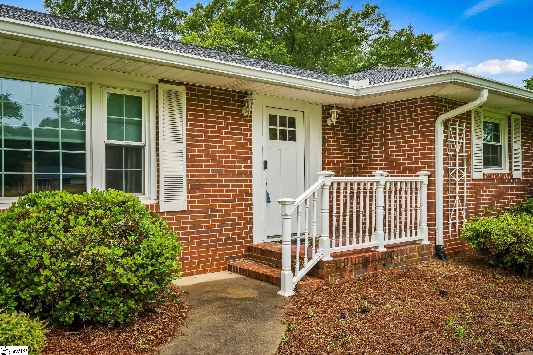 2011 College Avenue Anderson, SC 29621 - Photo 2 of 34