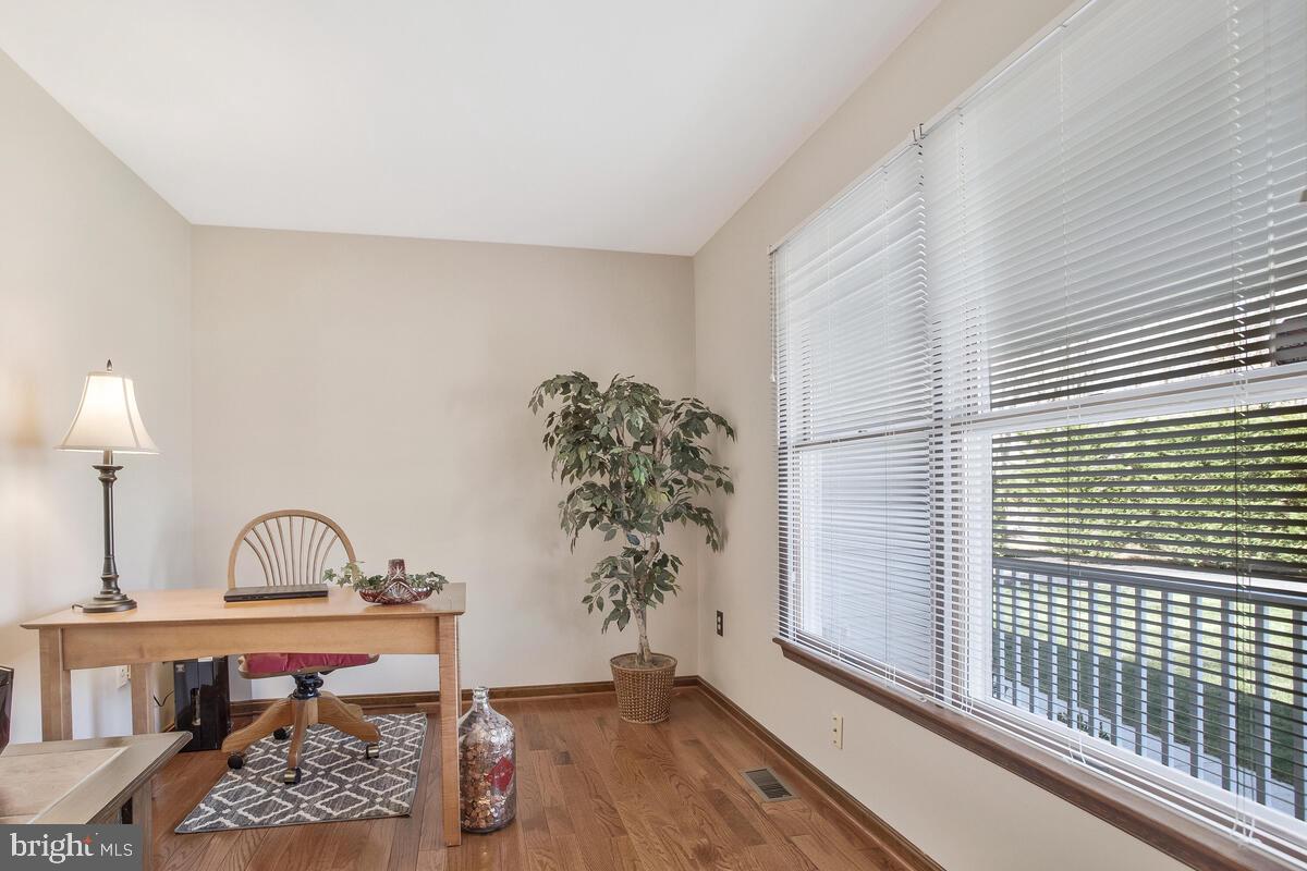 9731 Howes Road Dunkirk, MD 20754 - Photo 25 of 58 Office/ Study or 5th bedroom