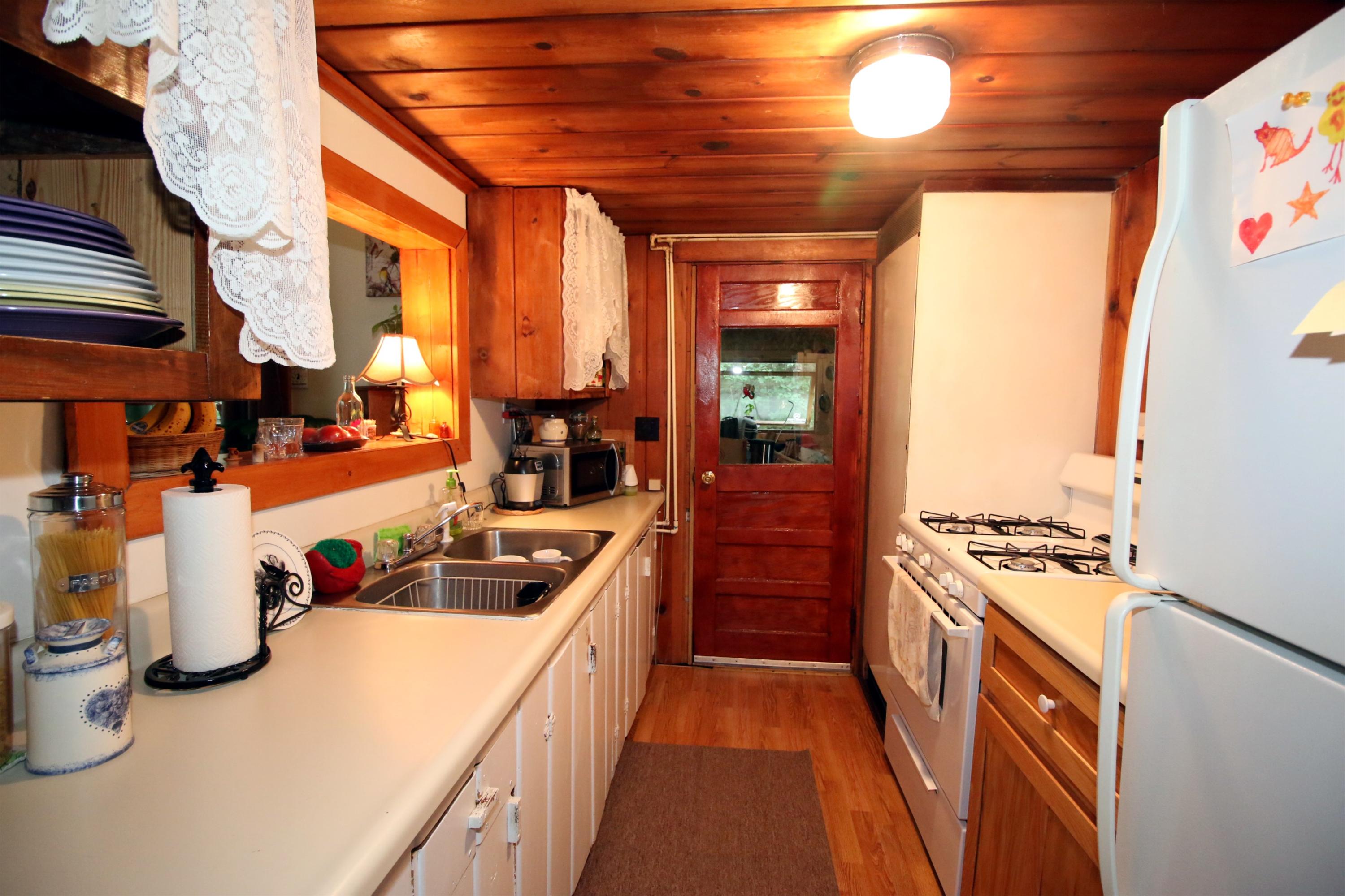 4229 South Bay Mills Point Road Brimley, MI 49715 - Photo 6 of 16 Gallery Image 6