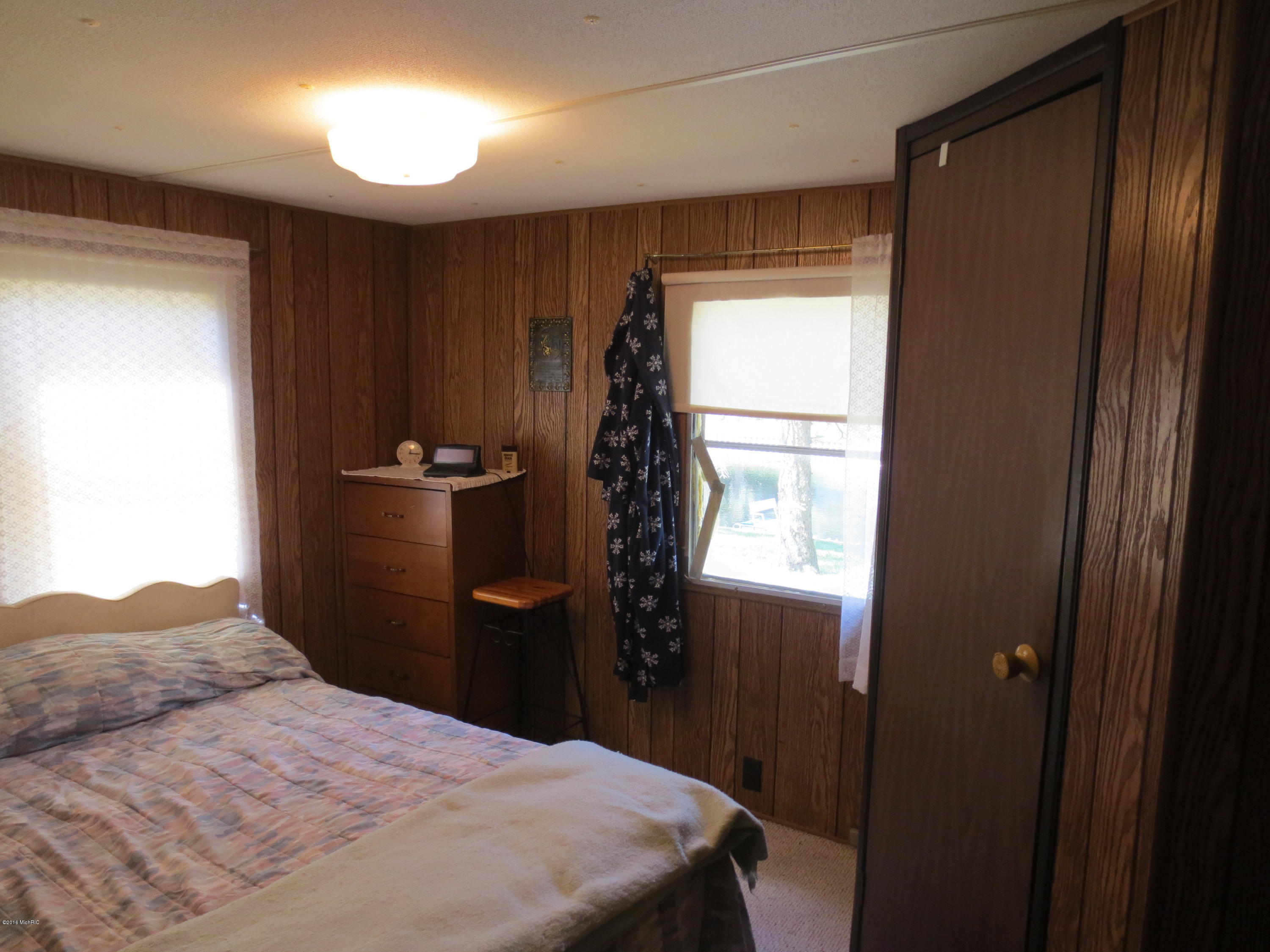 9273 16 Mile Road Rodney, MI 49342 - Photo 6 of 19 IMG_2546