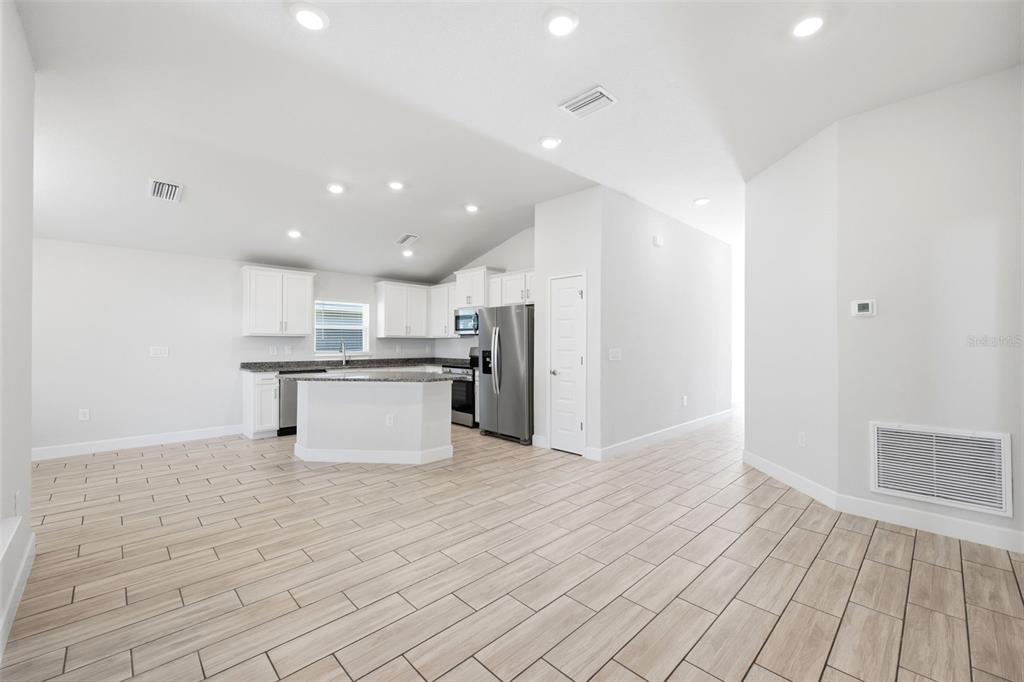 4355 Sutherland St Spring Hill Spring Hill, FL 34609 - Photo 19 of 50