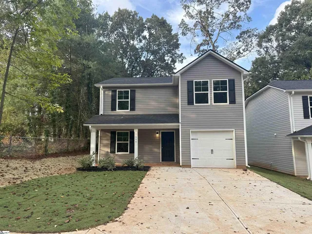 $244,900 | 166 Duncanwood Drive, Duncan, SC 29334