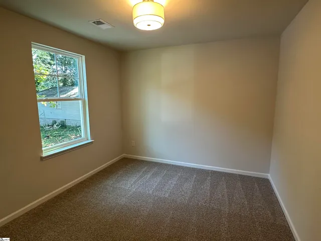 $244,900 | 166 Duncanwood Drive, Duncan, SC 29334