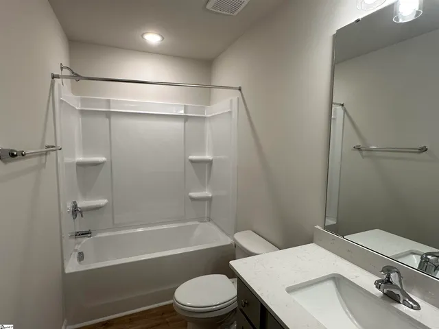 $244,900 | 166 Duncanwood Drive, Duncan, SC 29334