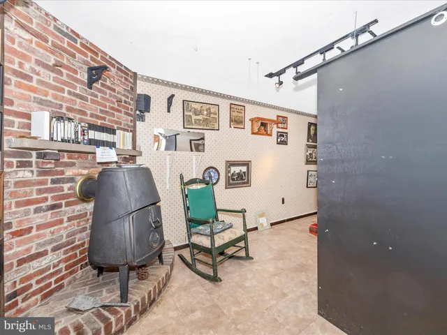 $850,000 | 17515 Dr Bird Road, Sandy Spring, MD 20860