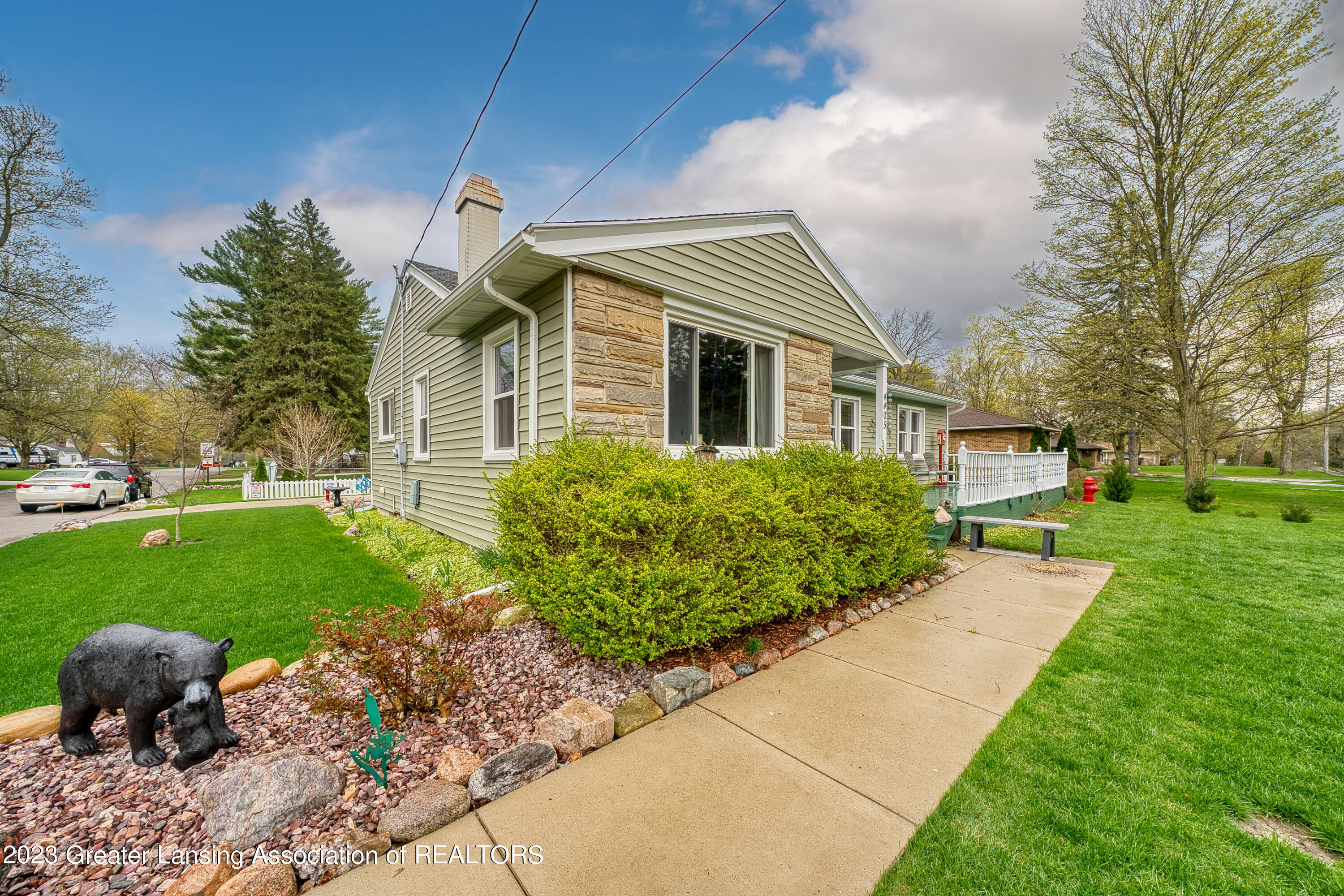 4405 Old Lansing Road Lansing, MI 48917 - Photo 4 of 42 Front View