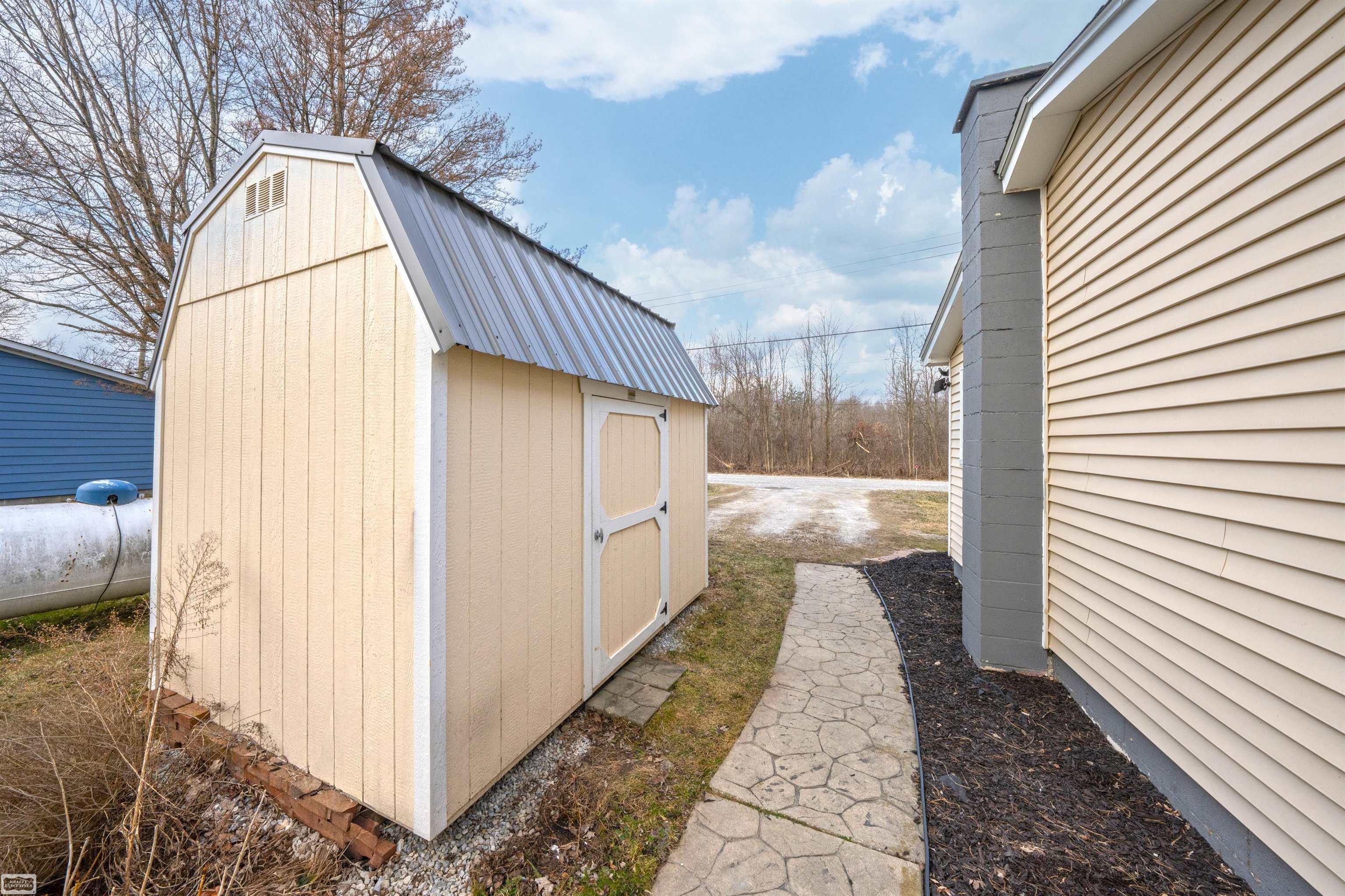 1040 Mayer Road Smiths Creek, MI 48074 - Photo 18 of 21