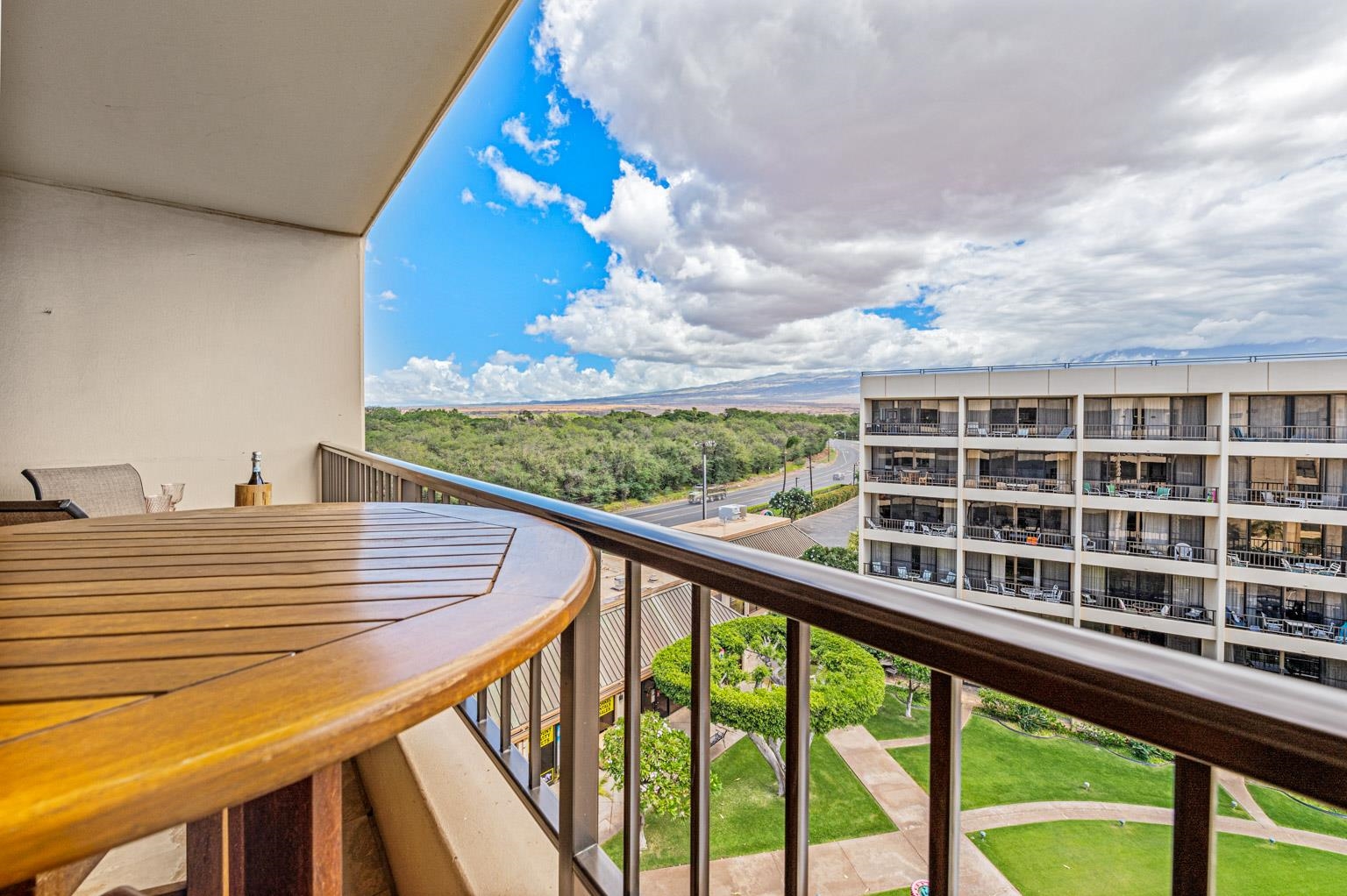 145 North Kihei Road, Unit PH5 Kihei, HI 96753 - Photo 4 of 26 a view of a balcony