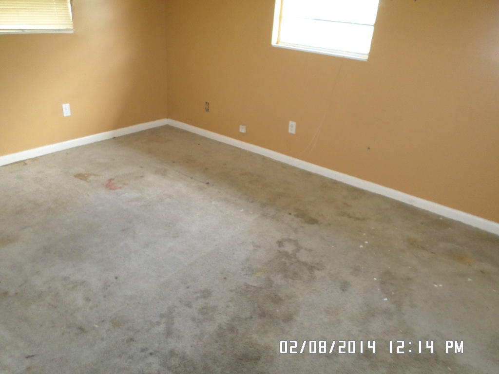 5310 Seagrape Drive Fort Pierce, FL 34982 - Photo 8 of 15 Guest bed