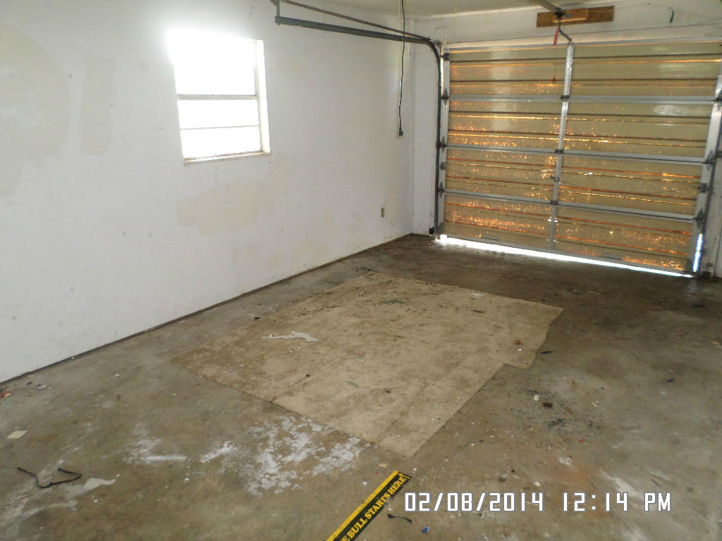 5310 Seagrape Drive Fort Pierce, FL 34982 - Photo 10 of 15 Garage