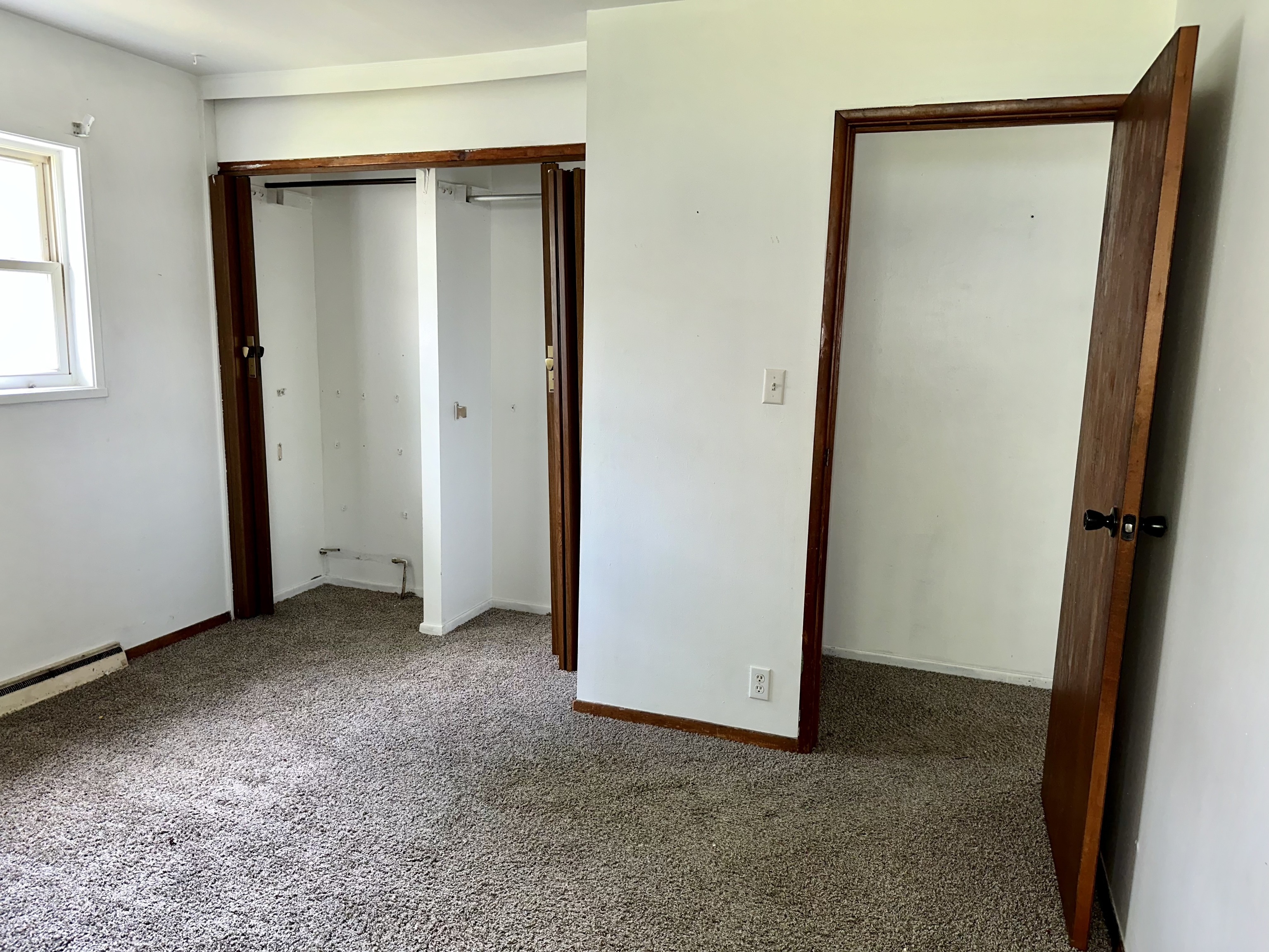 218 Eastman Road Chesterfield, IN 46017 - Photo 8 of 19