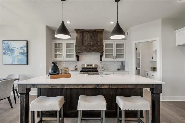 $689,950 | 19477 West 114th Terrace, Olathe, KS 66061