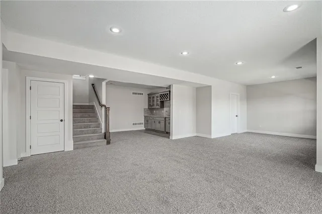 $689,950 | 19477 West 114th Terrace, Olathe, KS 66061