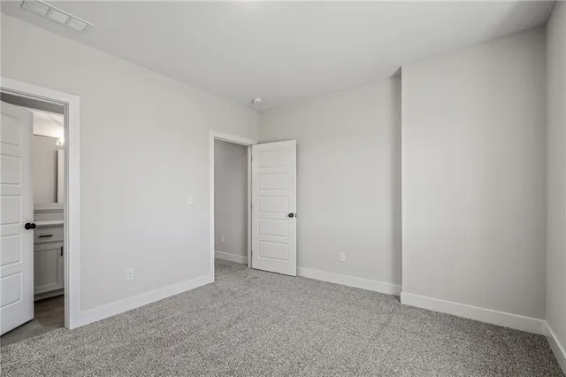 $689,950 | 19477 West 114th Terrace, Olathe, KS 66061