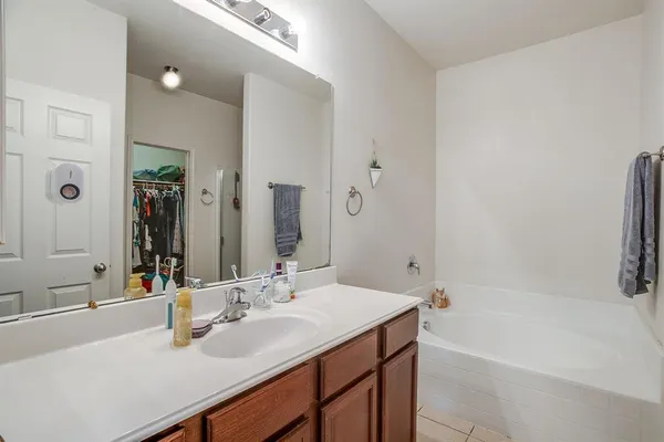 $284,900 | 513 Bailer Drive, Crowley, TX 76036