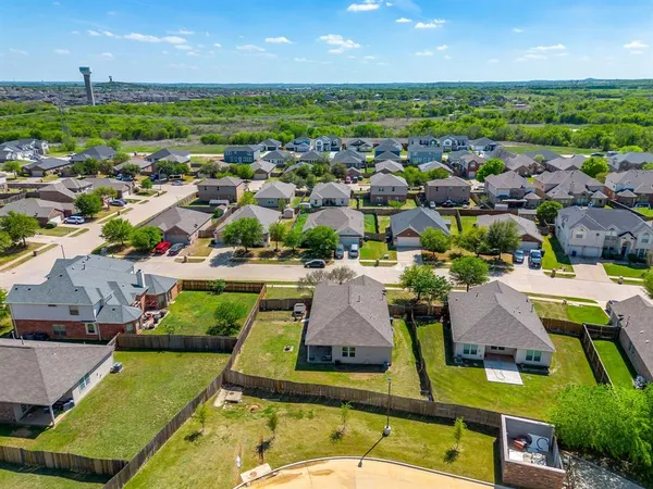 $284,900 | 513 Bailer Drive, Crowley, TX 76036