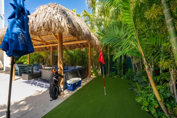 $2,365,000 | 1716 Laird Street, Key West, FL 33040