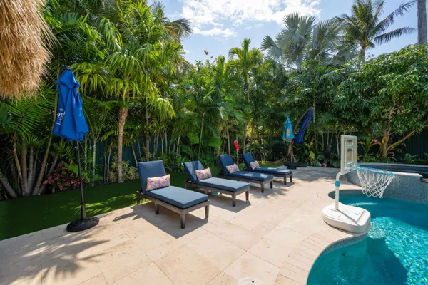 $2,365,000 | 1716 Laird Street, Key West, FL 33040
