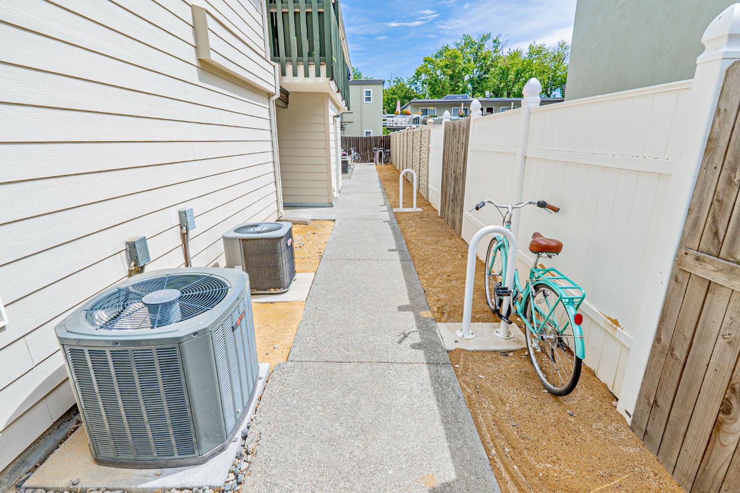 240 2nd Street Davis, CA 95616 - Photo 6 of 56