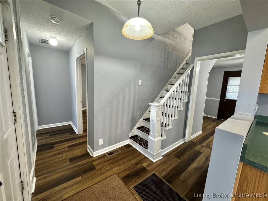 1922 Division Street New Albany, IN 47150 - Photo 13 of 35