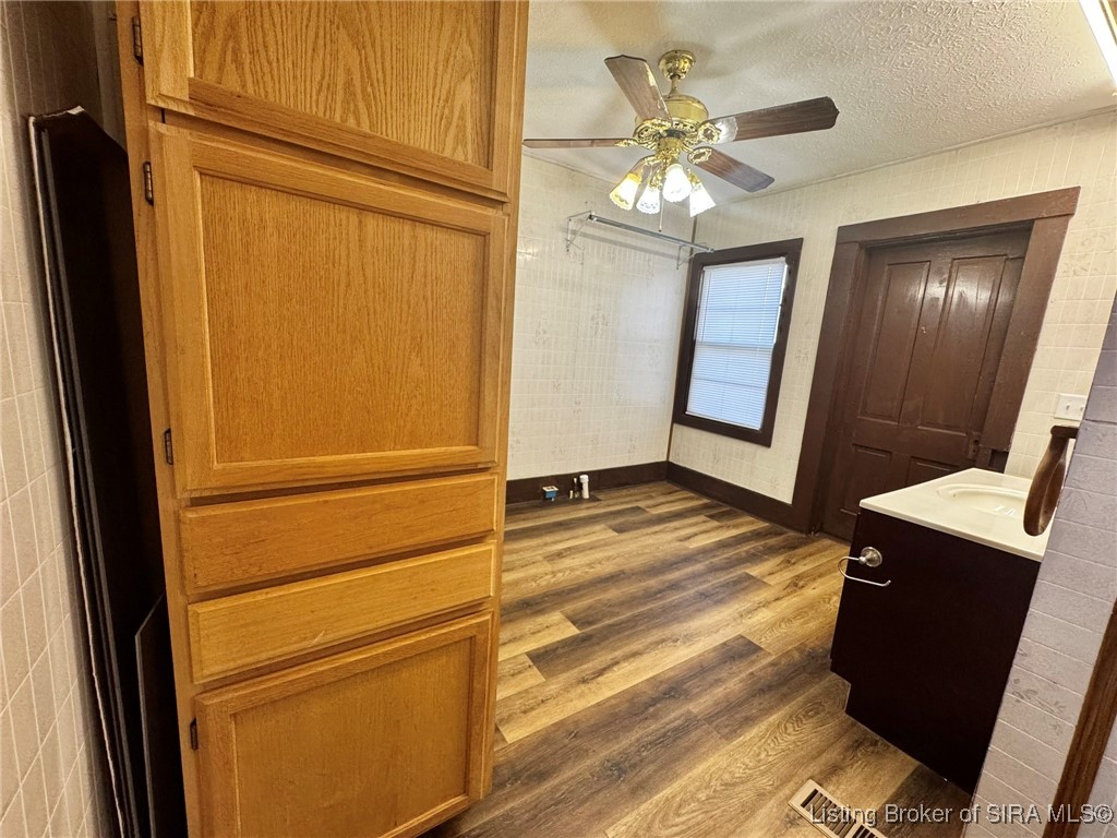 1922 Division Street New Albany, IN 47150 - Photo 24 of 35