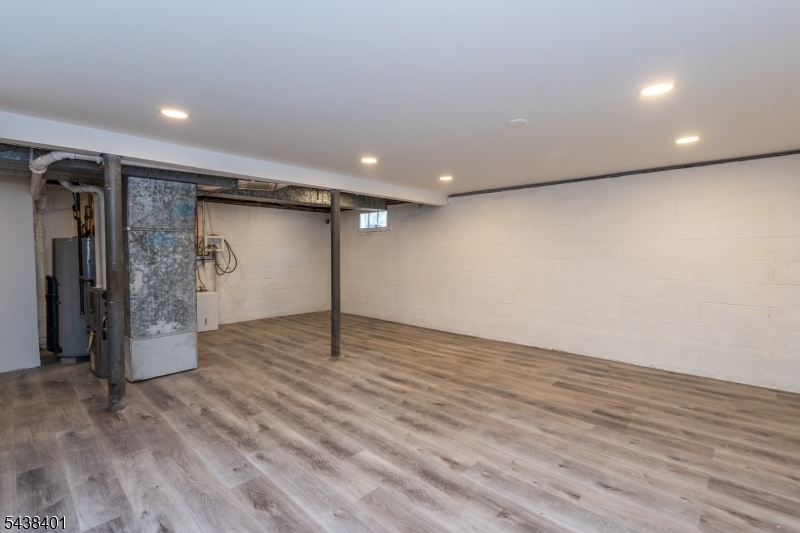 14 Hemlock Road Rockaway, NJ 07866 - Photo 21 of 34