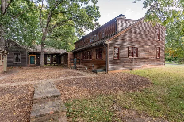 $550,000 | 145 Fort Defiance Road, Fort Defiance, VA 24437