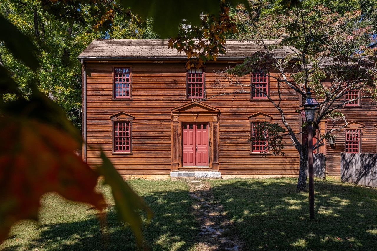 145 Fort Defiance Road Fort Defiance, VA 24437 - Photo 66 of 70 a front view of a house with a yard