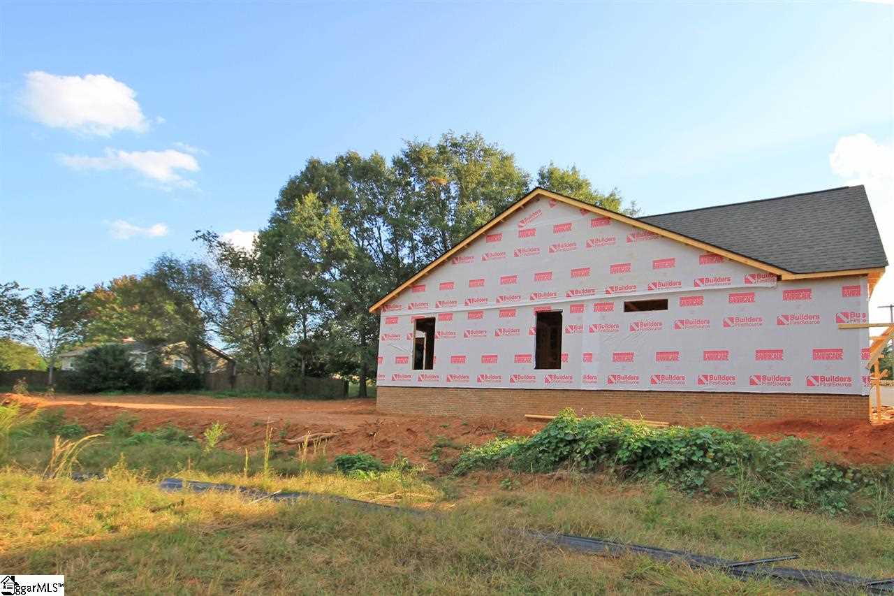 2610 Holiday Road Greer, SC 29651 - Photo 33 of 36