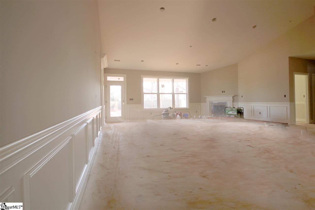 2610 Holiday Road Greer, SC 29651 - Photo 5 of 36