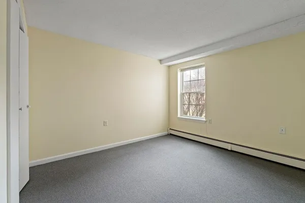 $332,500 | 1703 White Cedar Boulevard, Portsmouth, NH 03801