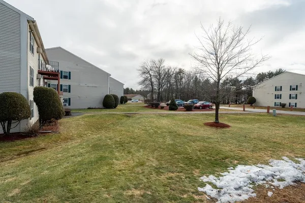 $332,500 | 1703 White Cedar Boulevard, Portsmouth, NH 03801